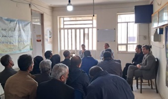 برگزاری کارگاه آموزشی بهزراعی گندم و آبیاری نوین ذرت در مرکز خدمات چغانرگس