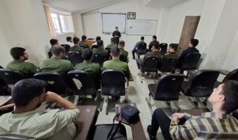 برگزاری دوره آموزشی تئوری و عملی «زنبورداری» ویژه سربازان یگان نیروی انتظامی